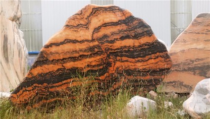 天然晚霞紅景觀石 刻字石 村牌石圖片_高清圖_細節(jié)圖-南召山河園林實業(yè) -